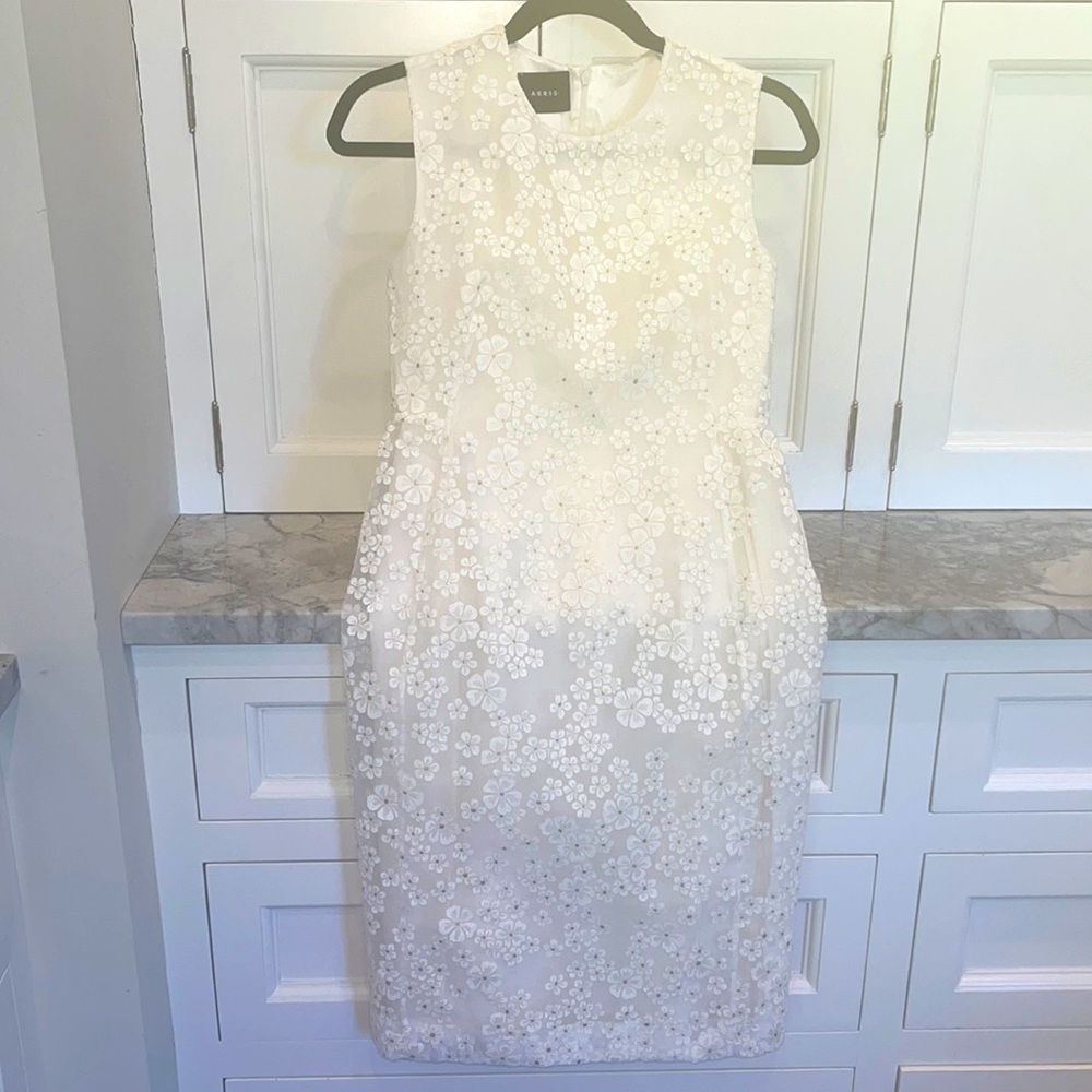 AKRIS White flowery dress